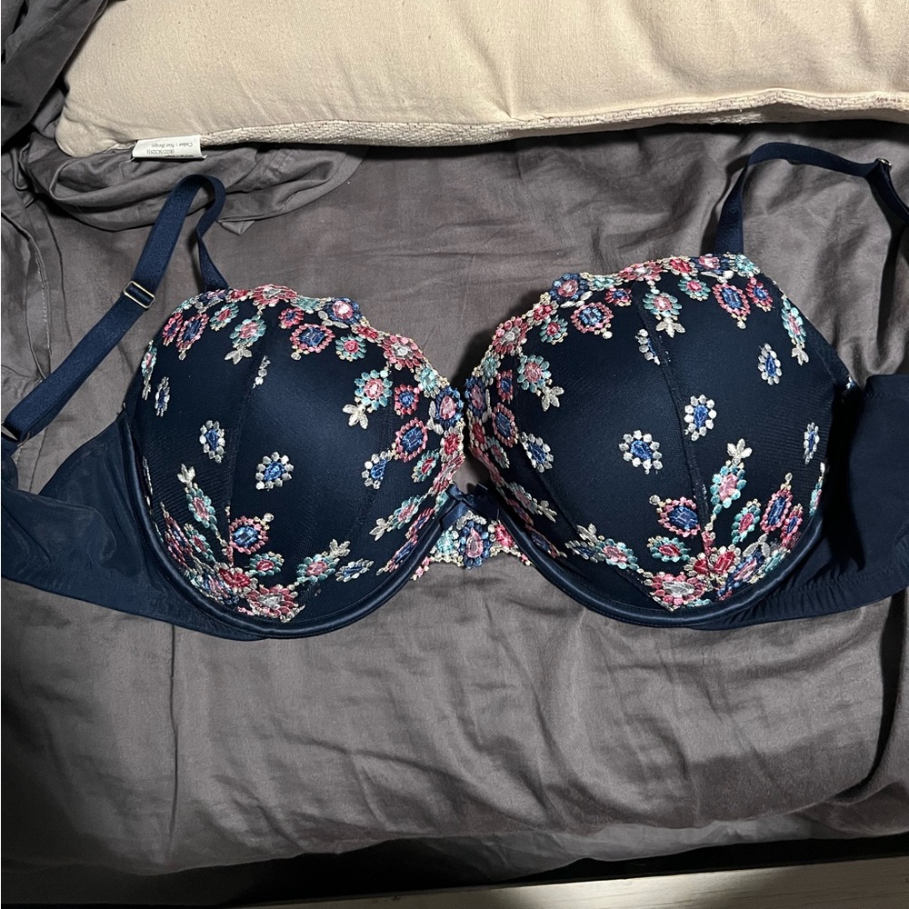 Victoria’s Secret Bra